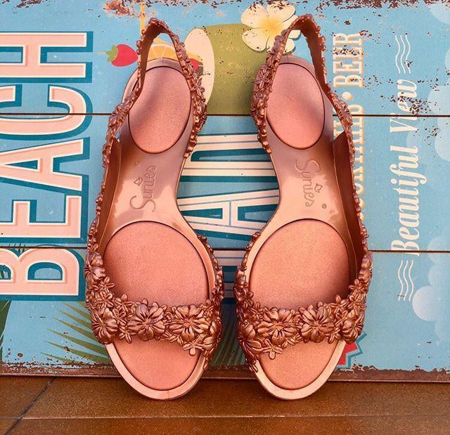 House-shoes, but high-fashion - Sunies